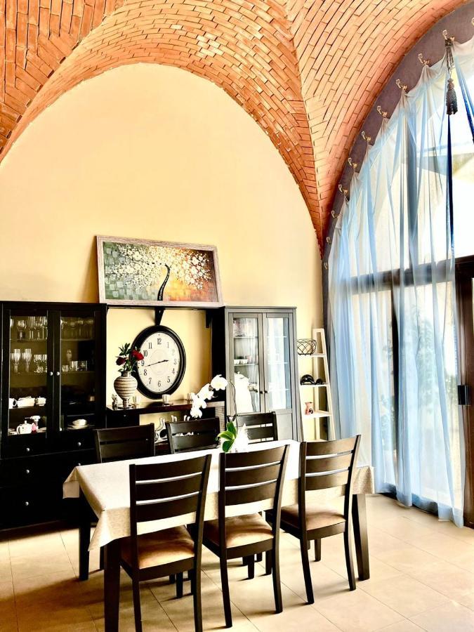 Private Guest House In Five Stars Resort ラアス・アル・ハイマ エクステリア 写真